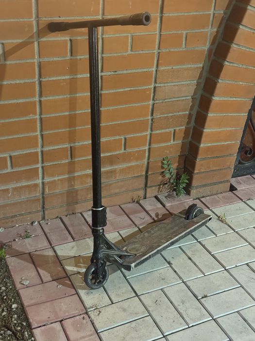 трюковой самокат