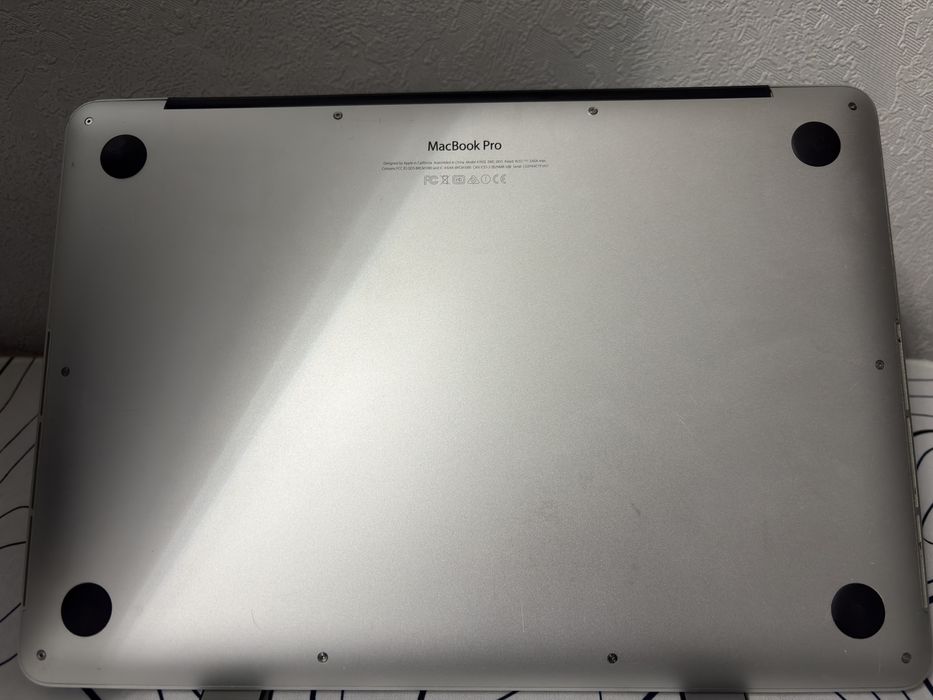 Macbook Pro 13 2015 года