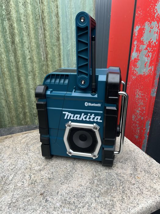 Vand radio santier Makita DMR 108 N model 2023/2024