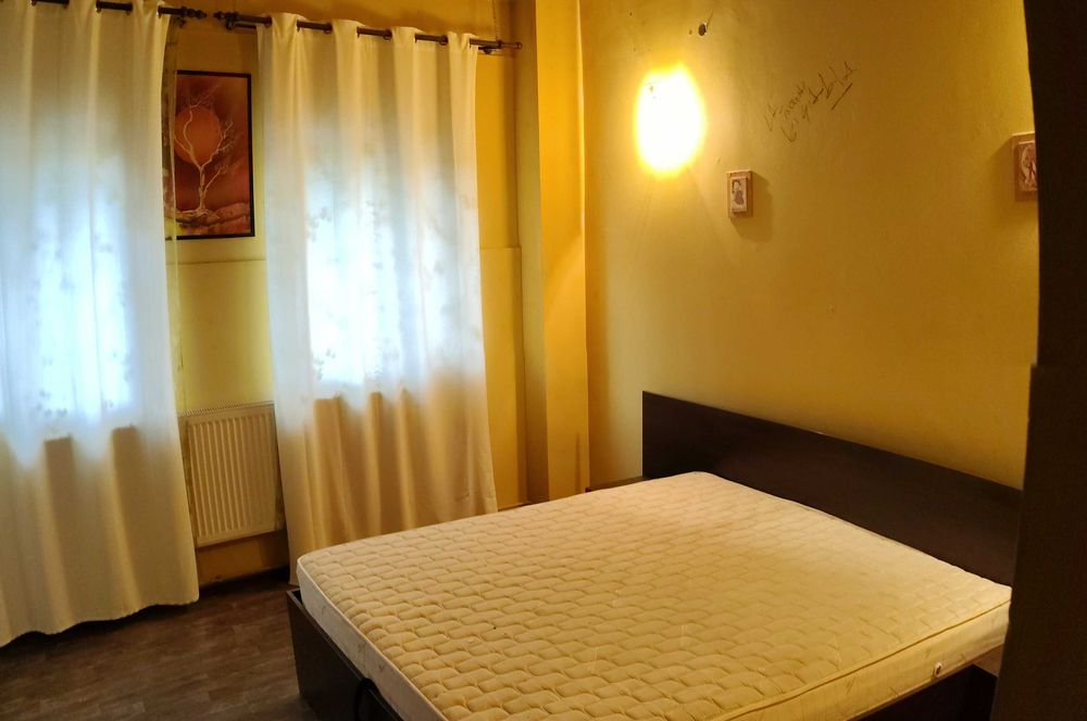 Apartament 2 camere de vanzare