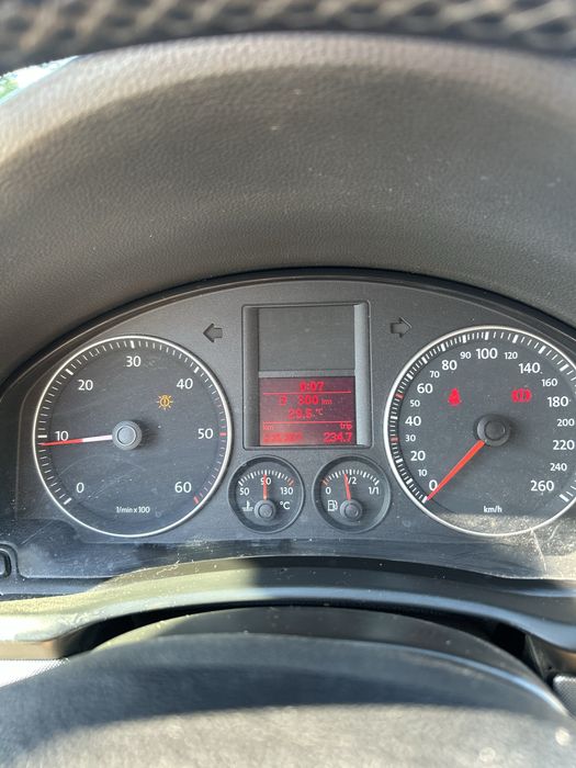 Volkswagen Golf 5 1.9 TDI 2008 – 235.000 km – Manual