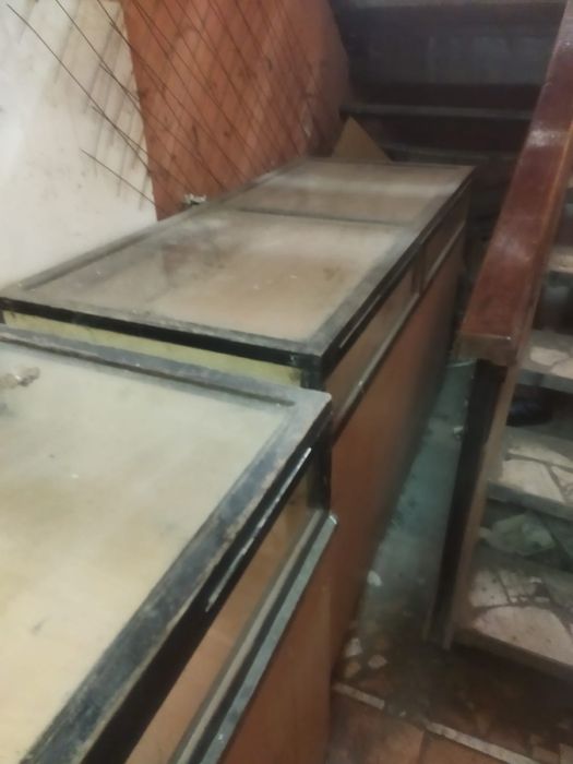 Витрины б/у 10000