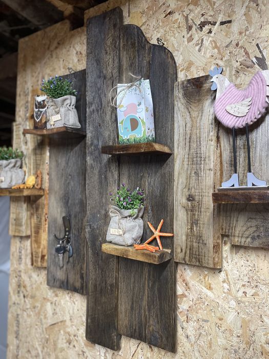 Полица, етажерка, поставка, рафт, арт лавица, стенна декорация