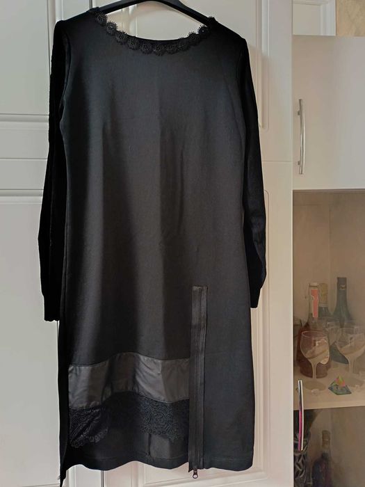 Rochie neagra cu diferite inserții casual M/L