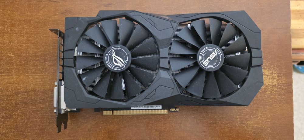 Asus Strux GTX 1050TI 4G [vandut]