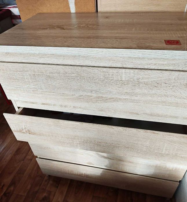 комод для хранения вещей