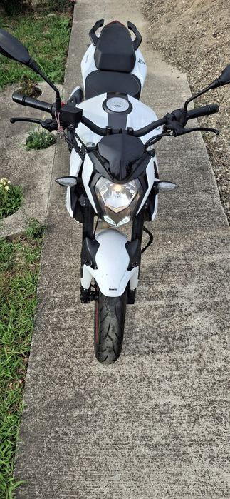 Motocicletă Benelli 125 c.c. ABS
