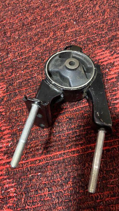 Подушка для двигателя авто