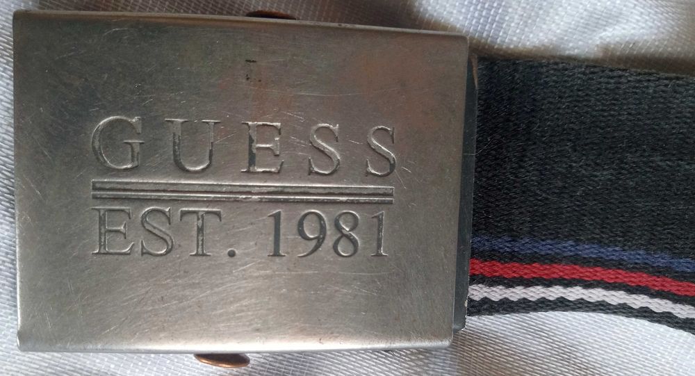 Колан Guess. 102 см