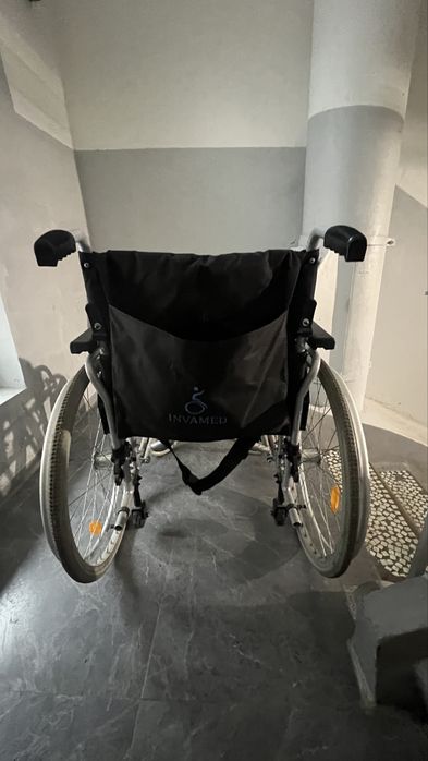 Инвалидная коляска складнаЯ