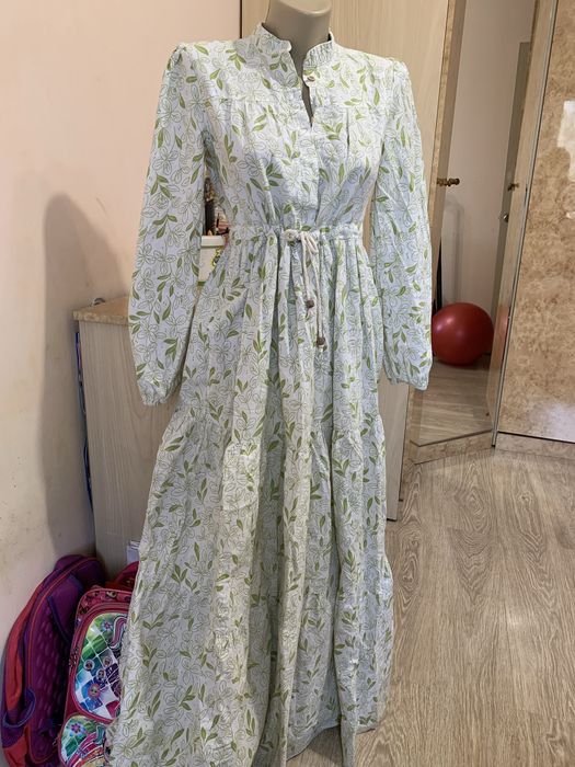 Платья,  для девушки р.42, 44