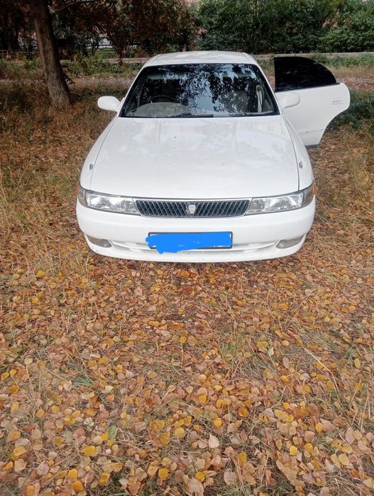 Продам машину Toyota Chaser