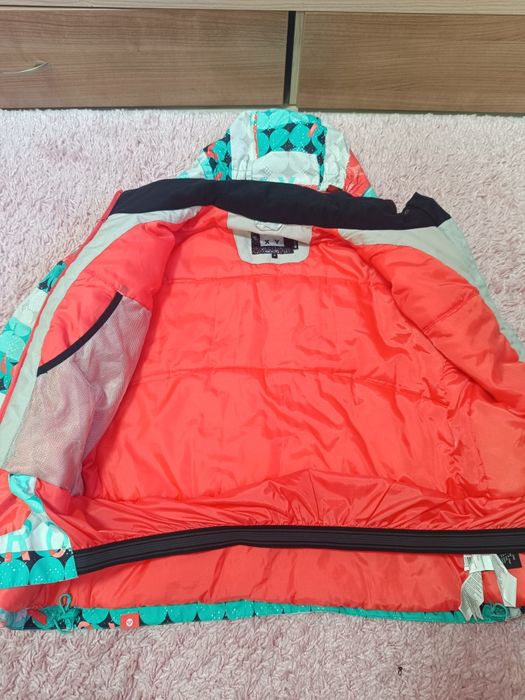 Ски яке Roxy 16 г.   става и за S/M дамски размер