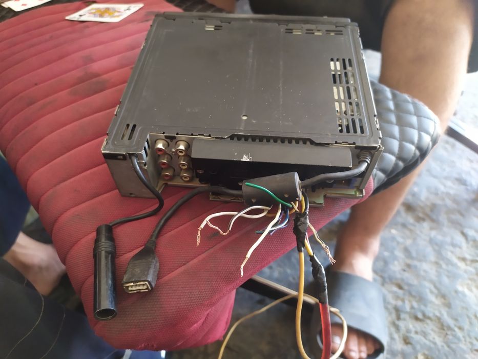 Pioneer DEH -P6050UB