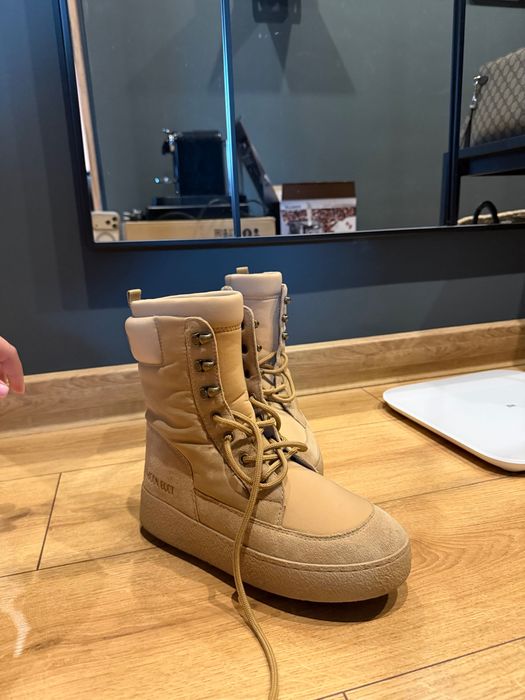Обувки Moon Boots