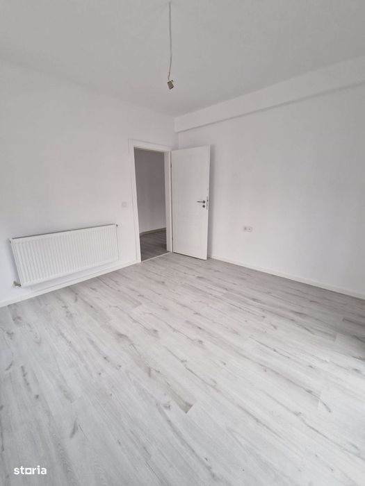 Apartament cu 3 camere si 2 balcoane, Bucium Visani-centru
