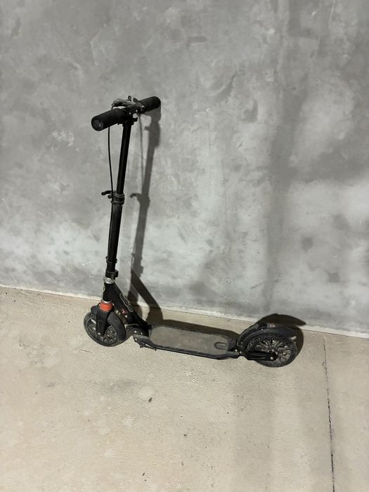 Самокат от бренда Scooter