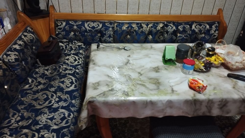 Продаю кухонный уголок