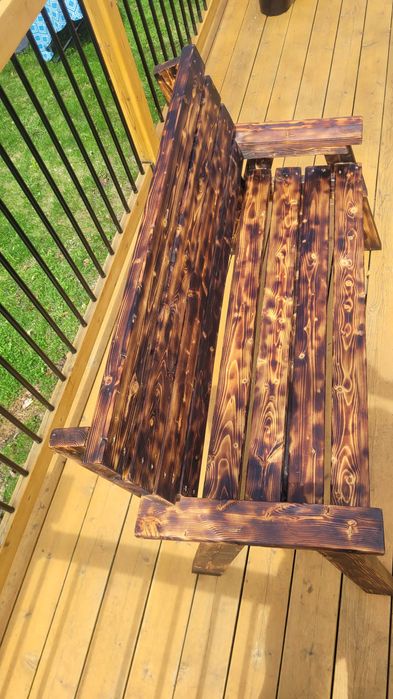 Banca din lemn de pin