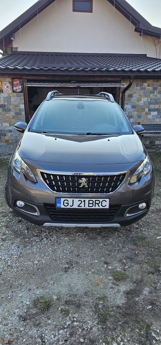 Peugeot  2008  1,6   anul  2018