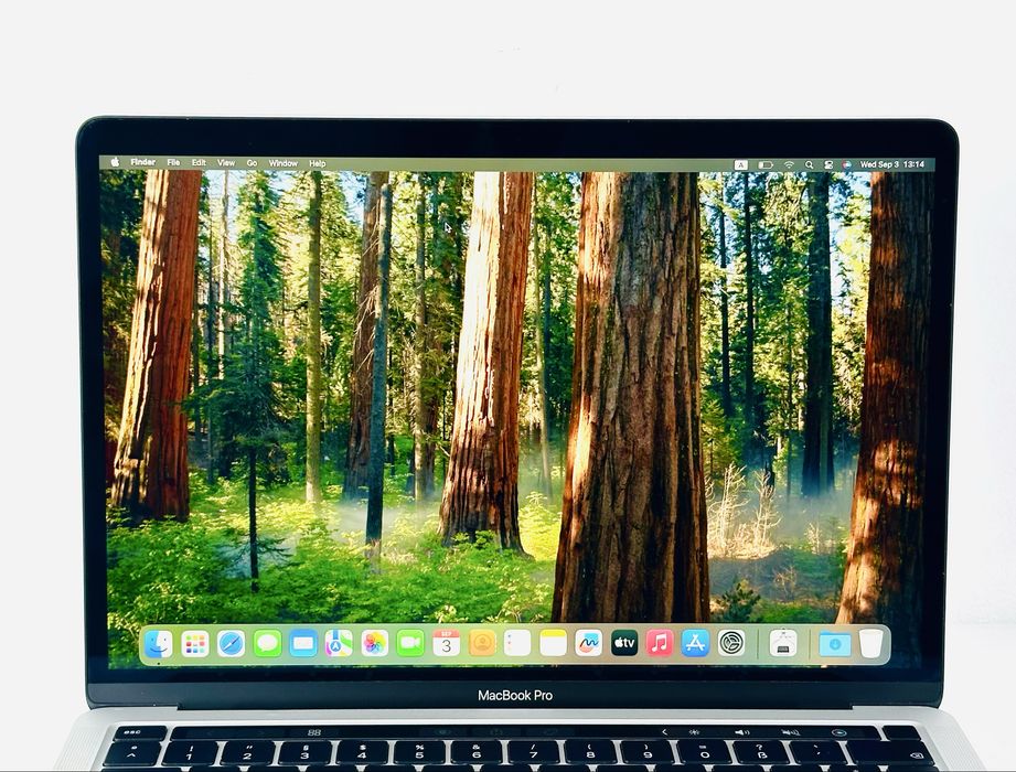 Apple MacBook Pro 13" M1 8RAM 256GB Touch Bar Перфектен! Гаранция!