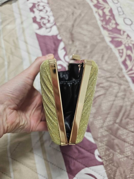 Клъч - официална малка чанта