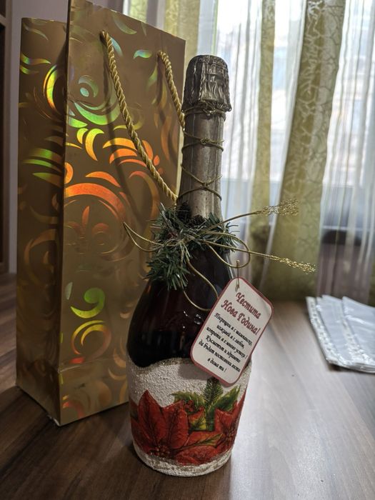 Бутилка с декорация