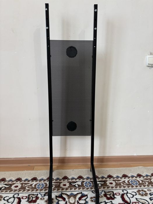 Тумба-подставка под телевизор