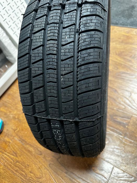 2 Anvelope iarna NOI RADAR DIMAX 185/55R15 DOT 2924
