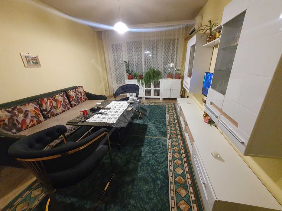 Продава се Двустаен апартамент в Пловдив, Изгрев - 72 кв.м за 869 €/кв.м - Снимка #1