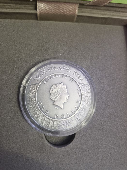 Монета Серебро .