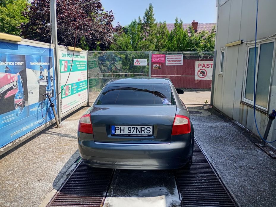Vând Audi A4 B6 19 tdi