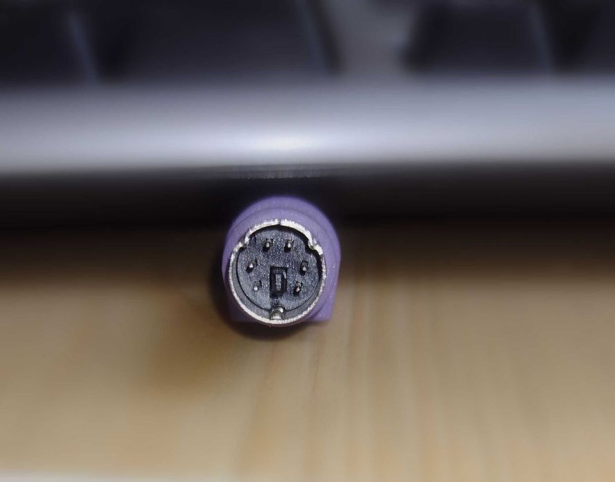 Ретро клавиатура за компютър