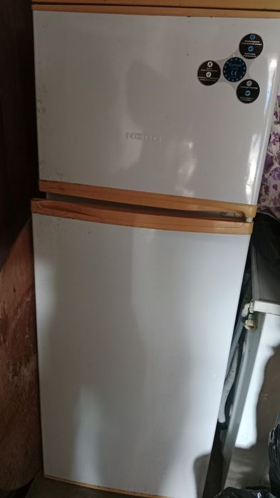 Продам холодильник