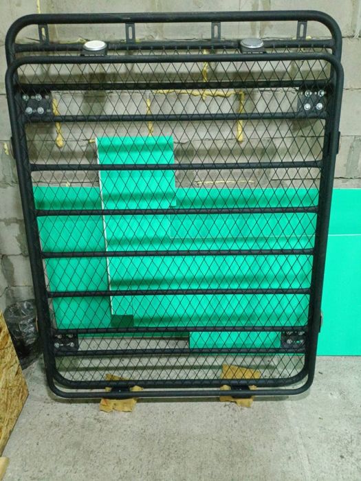 Багажник на Ниву