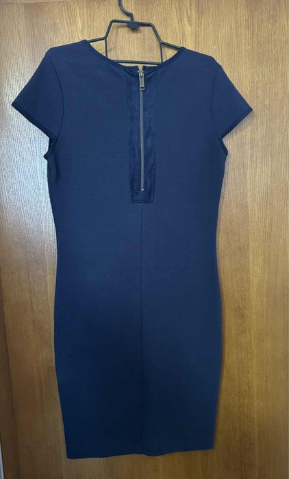 Тъмно синя официална рокля