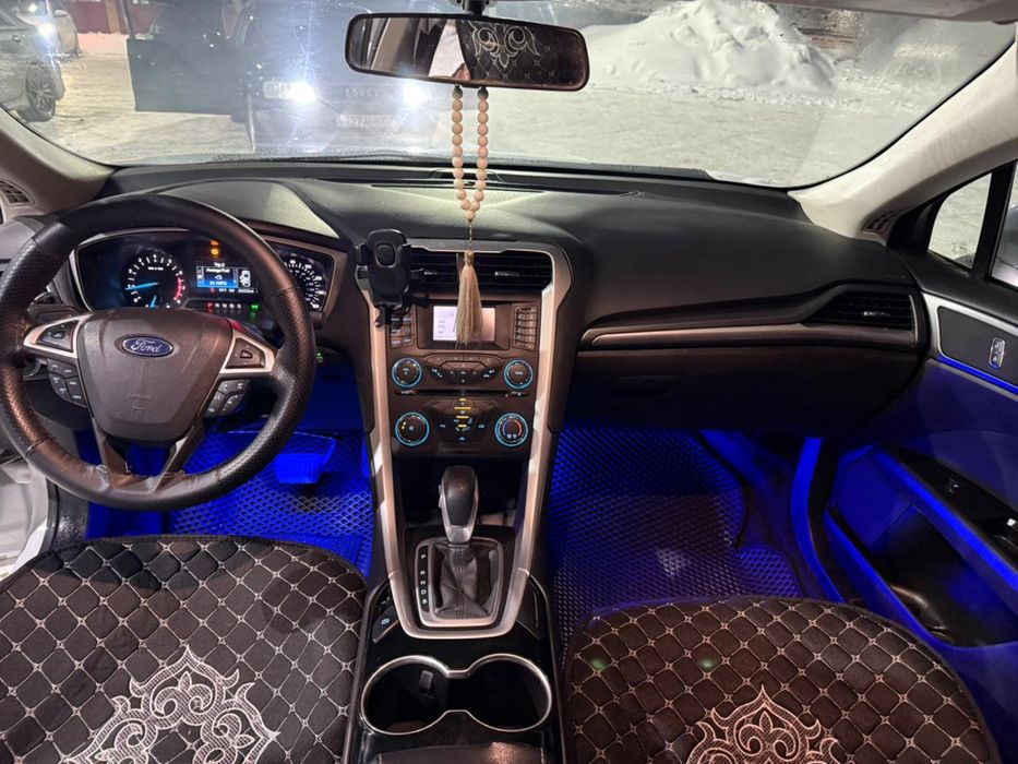 Ford Fusion 2015, 2.5 л, седан срочно