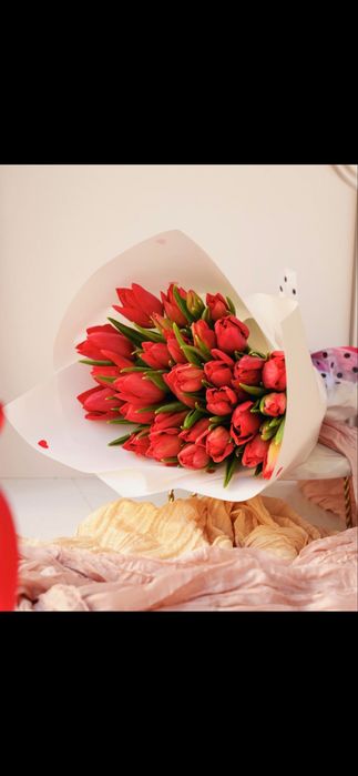 красивые букеты тюльпанов для 8 марта