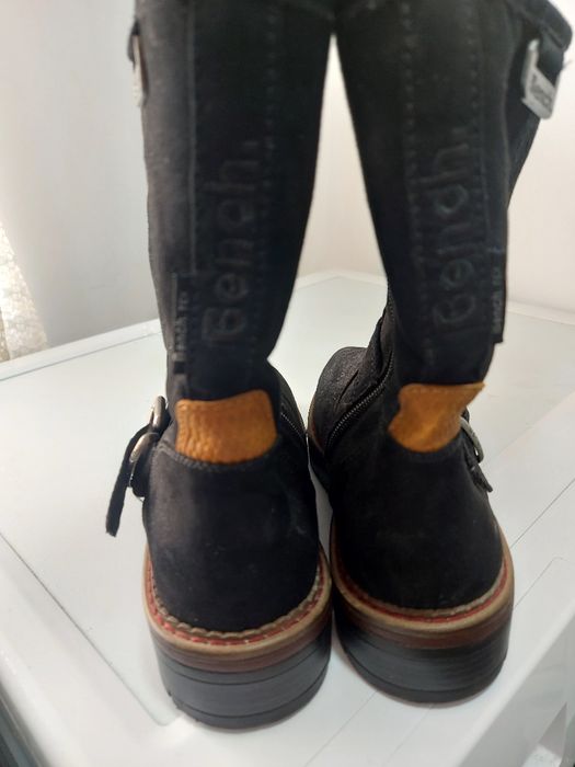 Дамски Велурени боти Bench