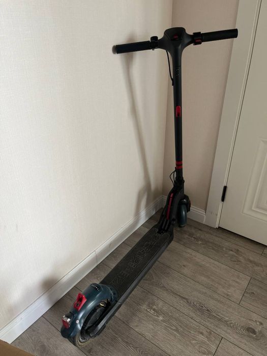 Электросамокат..