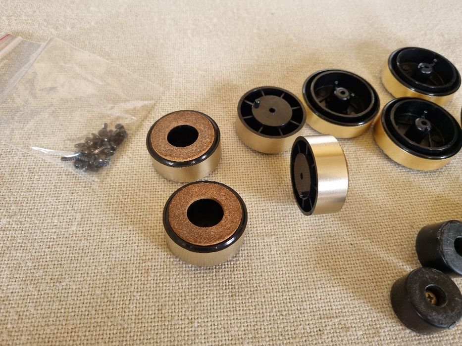 Set Picioruse Onkyo Integra, etc . Perfecta stare