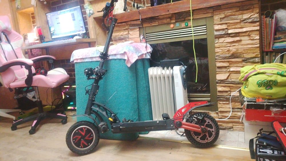 Продам Электросамокат