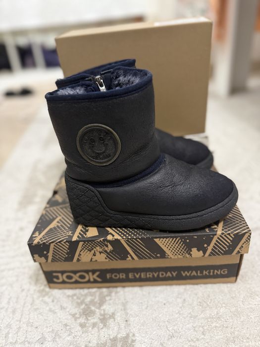 Продам уги на мальчки 30р