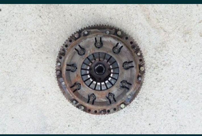 Продам  запчасти