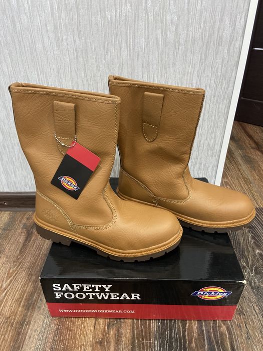 Рабочие зимние ботинки