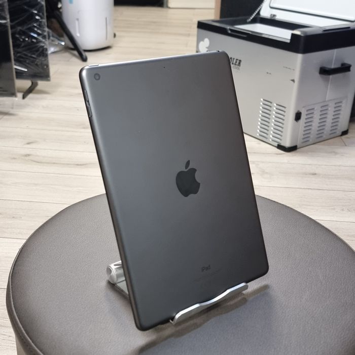 Amanet F 28: Tableta Ipad Gen 9 64GB