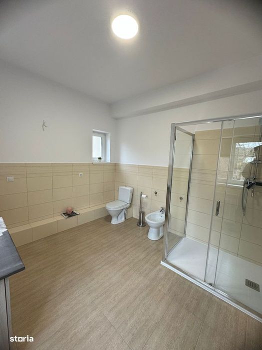Casă spațioasă S+P+M, situată în Sigmir