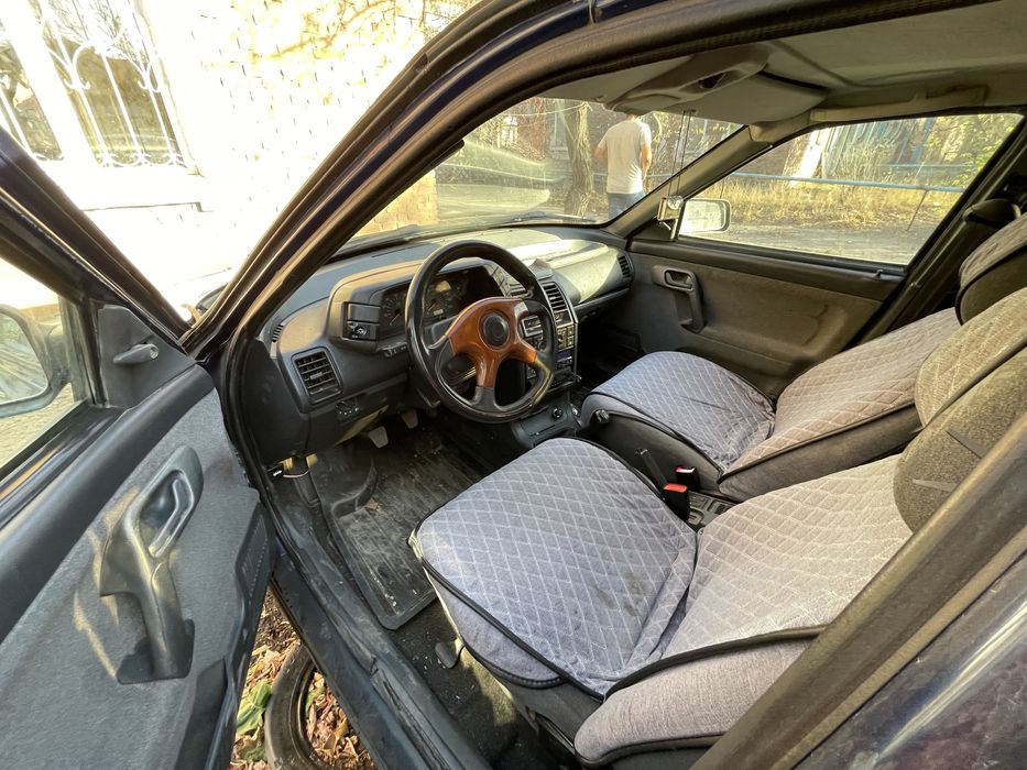 Продается машина.