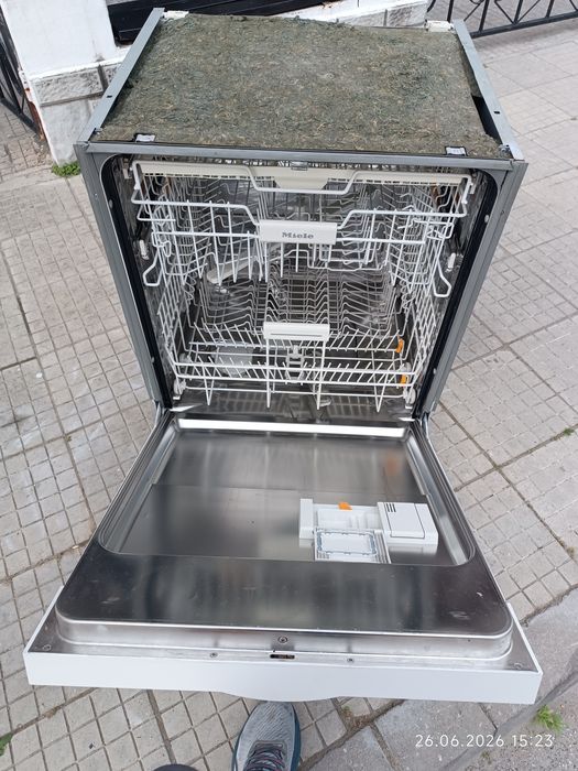 Съдомиялна miele 60 см