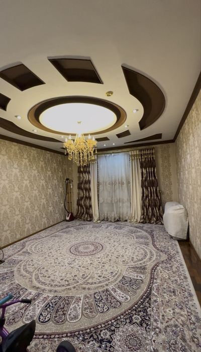 Dom sotiladi srochniga